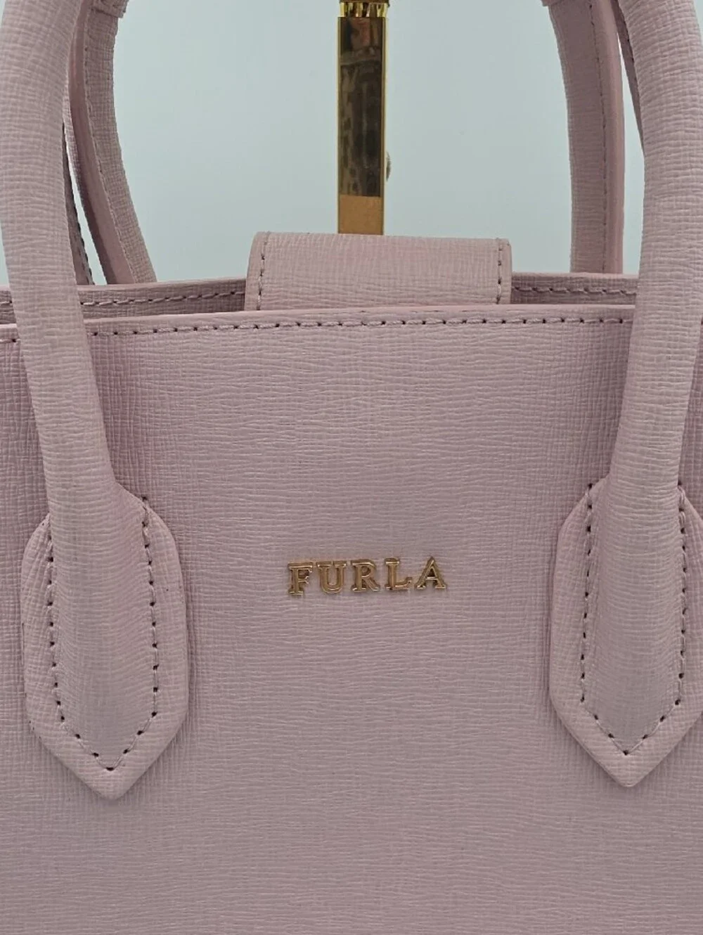 Furla Light Baby Pink Saffiano Small Satchel W Top Handles Gold Hardware (EUC)💗